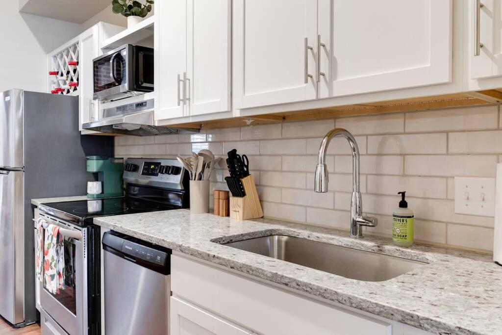 Cozy Chic Retreat In The Heart Of Rva Apartment Richmond Luaran gambar